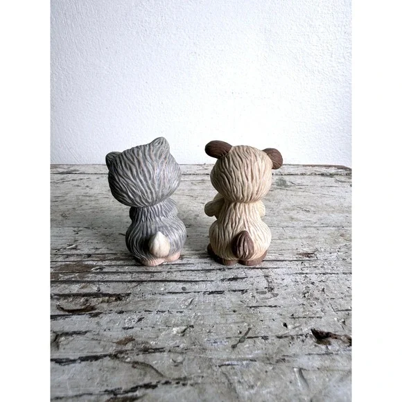 Vintage 1992 Avon Cat and Dog Porcelain Figurines Set Collectibles - Picture 2 of 6